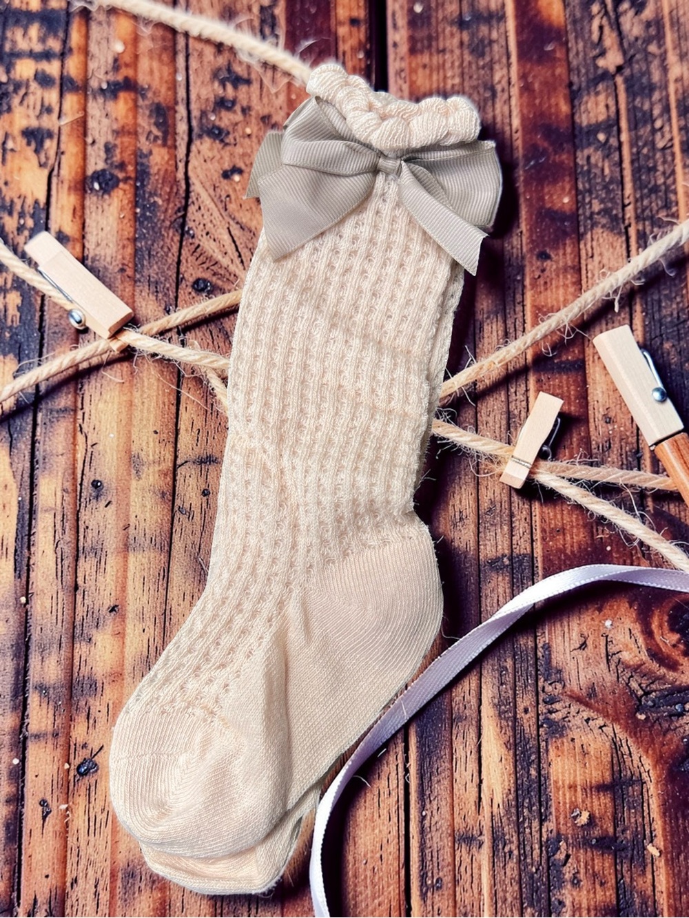 Boho Crochet Knit Toddler Knee High Bow Socks Cream Taupe Size 1-3 Years - Picture 2 of 9